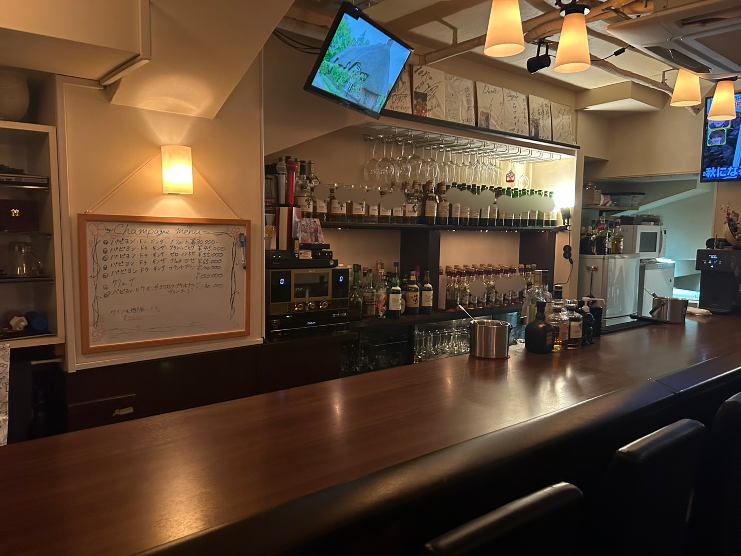 内装1(モザイク)