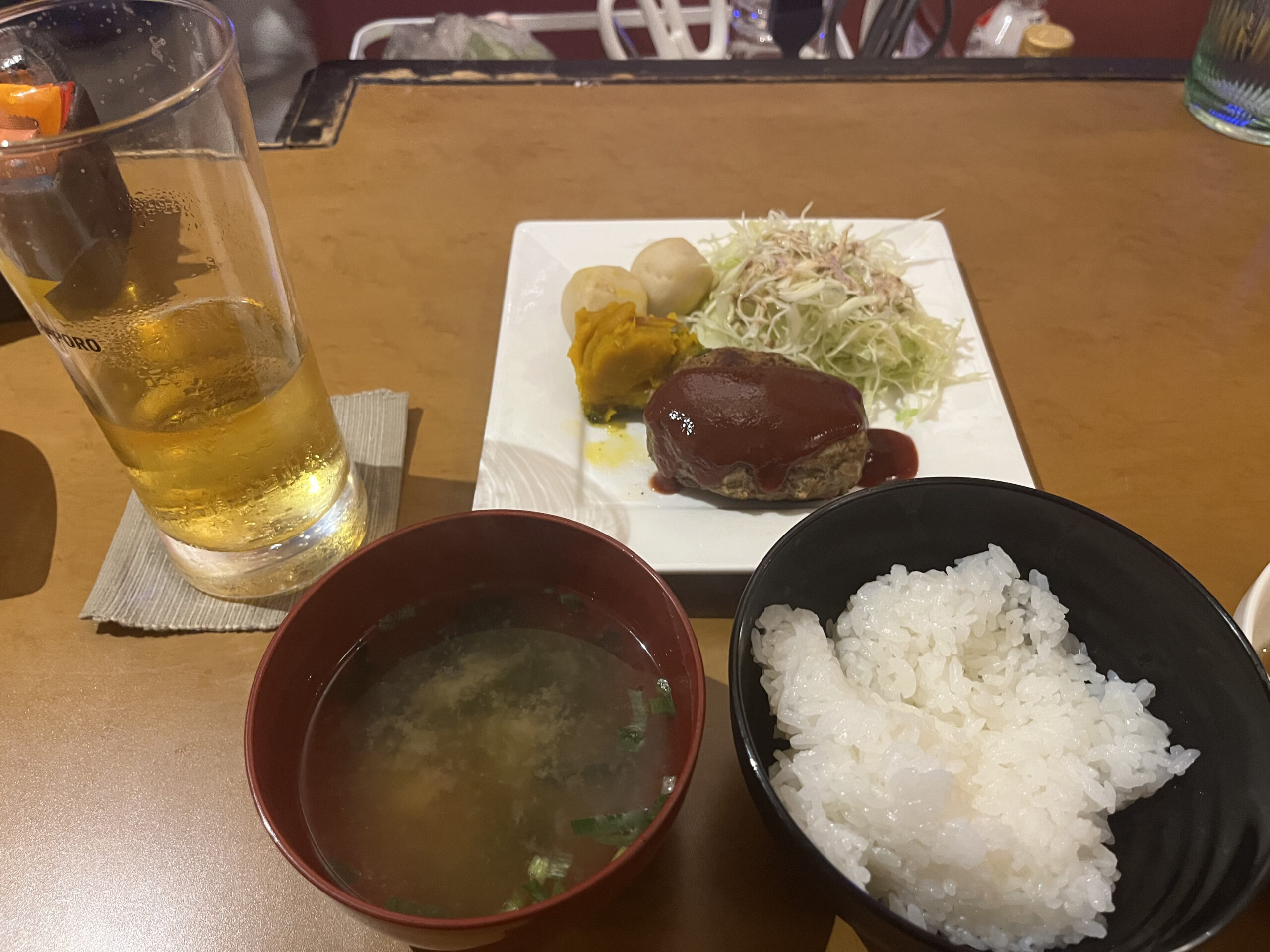 Kab's 期間限定ハンバーグ定食