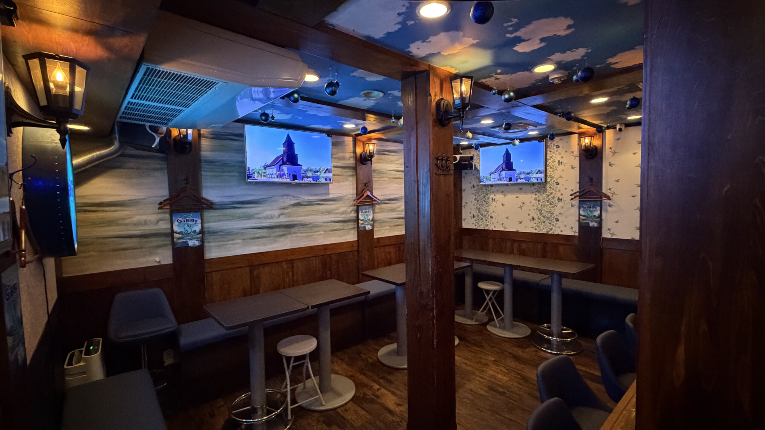 GaBBy the globe 店内3