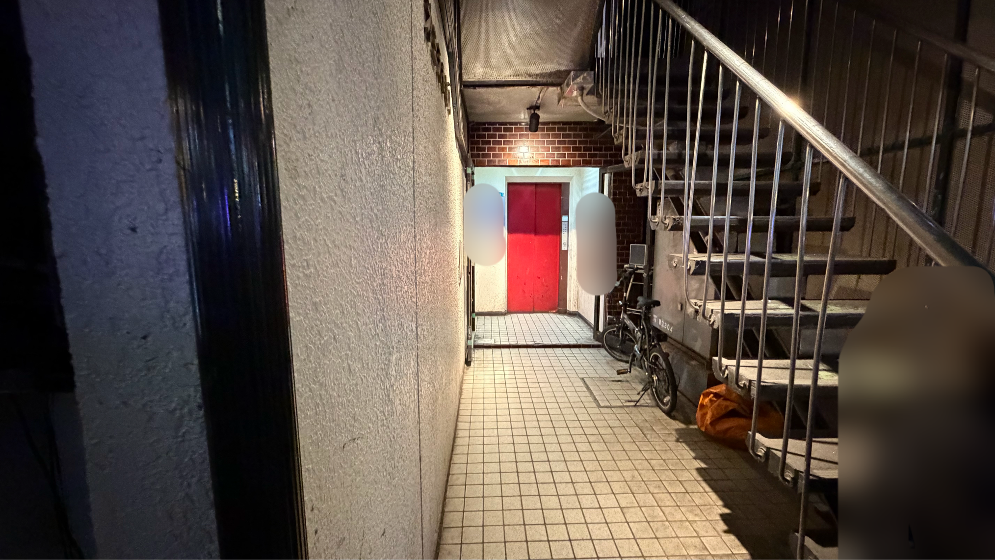 ゲイバーゆうき 入口