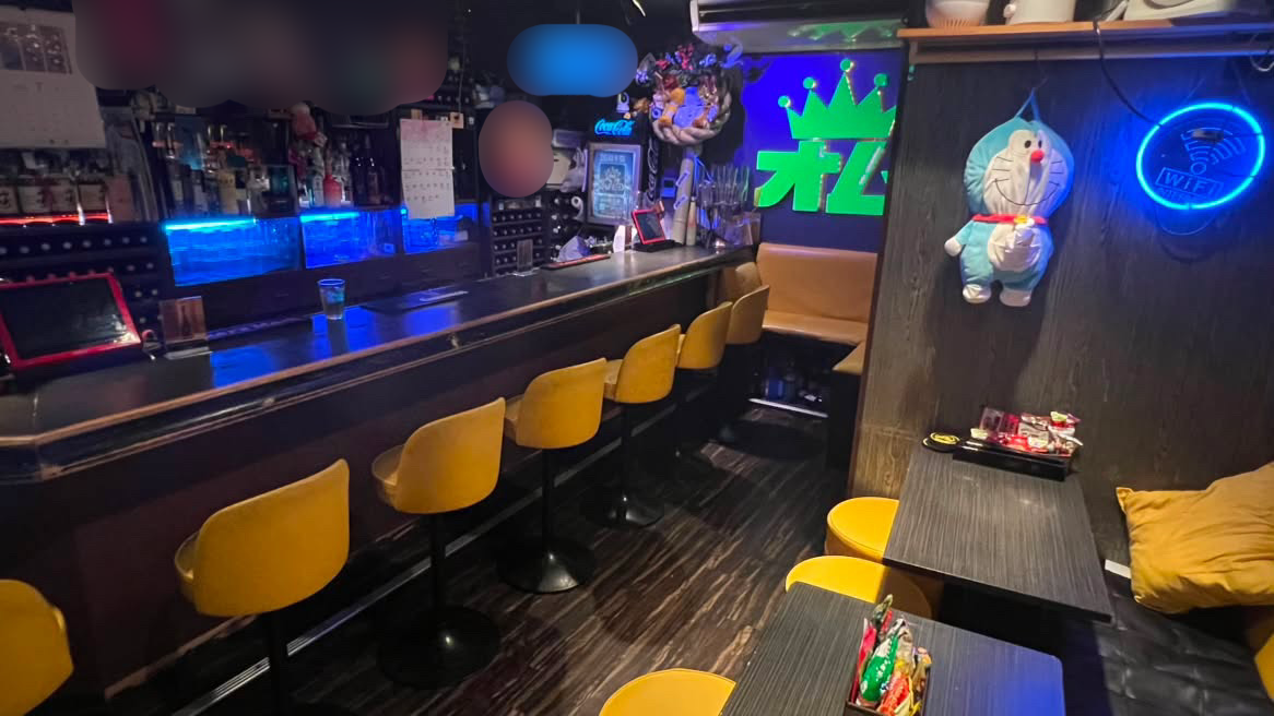 オム 店内画像1