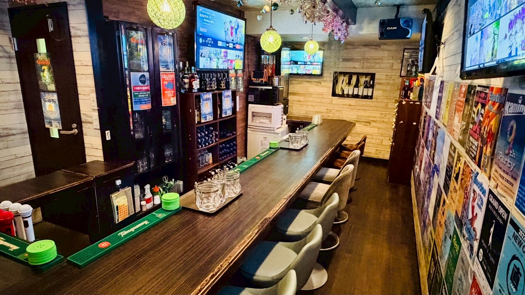 GaBBy the Live!の店内・カウンター席